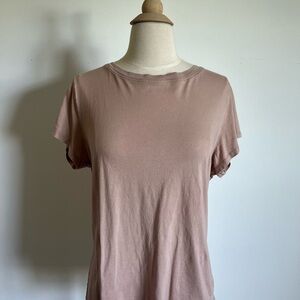 Universal Thread Mauve Nude Short Sleeve Tee size Large